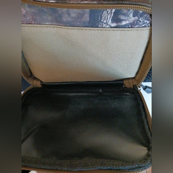 Case International Camo Insulated Cooler -Lunch Box+ Case Logo Hat - Picture 10 of 16